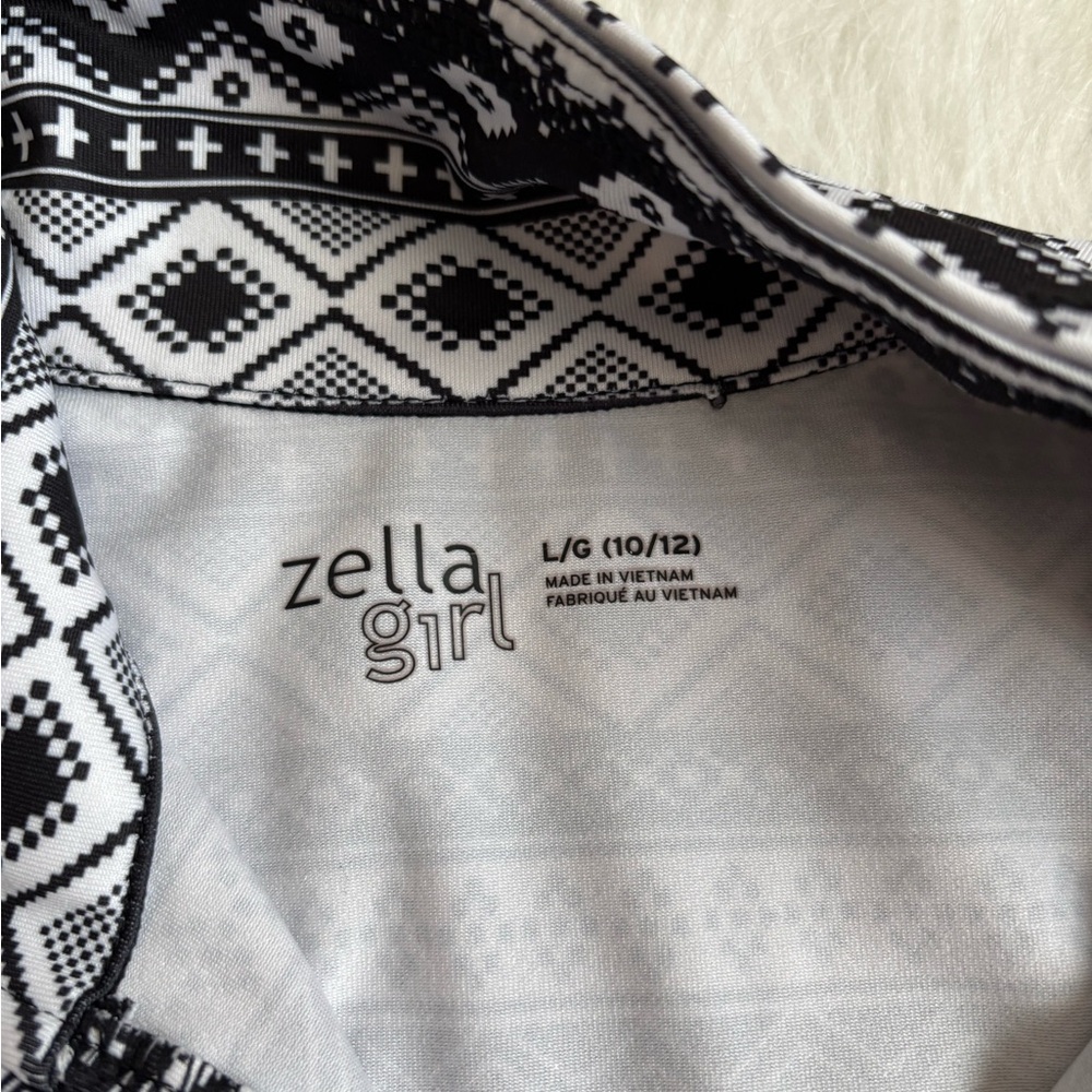 Zella Black and White Patterned Turtleneck Sweater - Picture 2 of 2